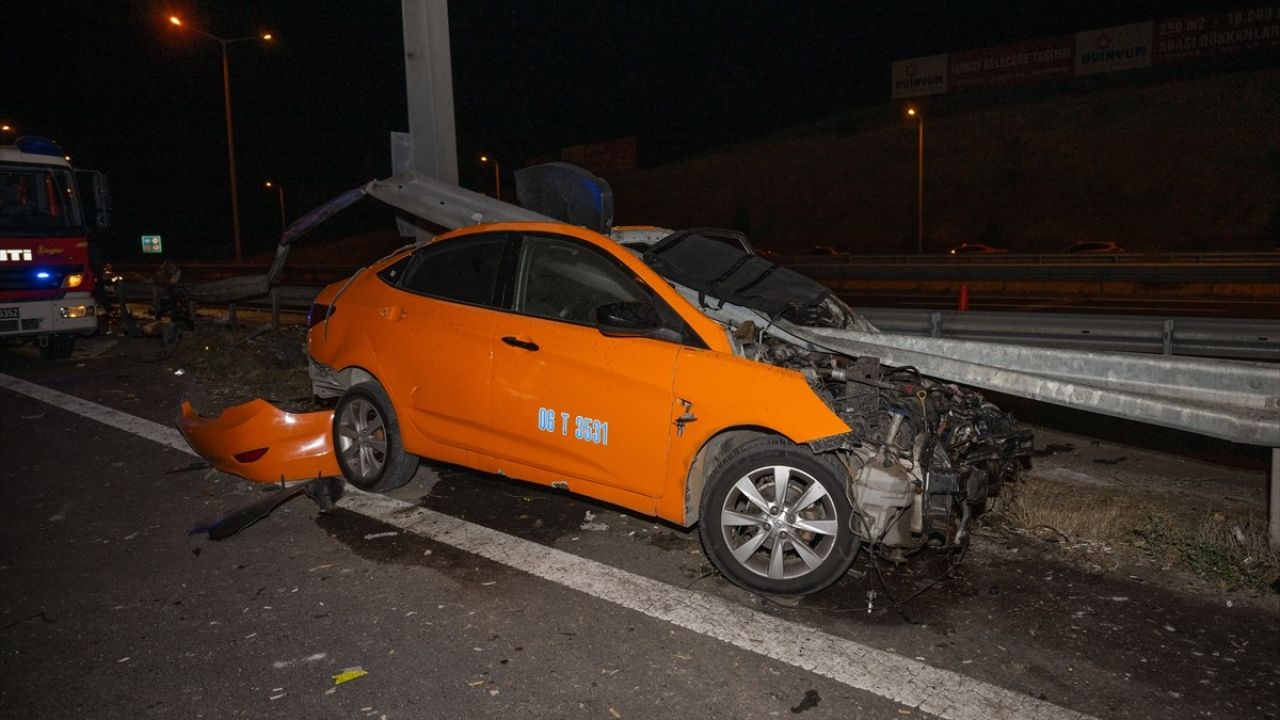 Ankara'da Taksici Kaza Sonucu Hayatını Kaybetti