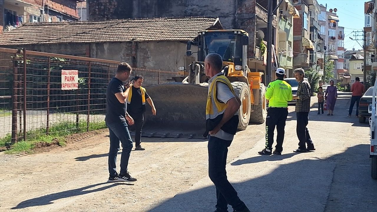 Samsun Bafra'da İş Makinesi Kazası: Bir Kişi Ağır Yaralandı