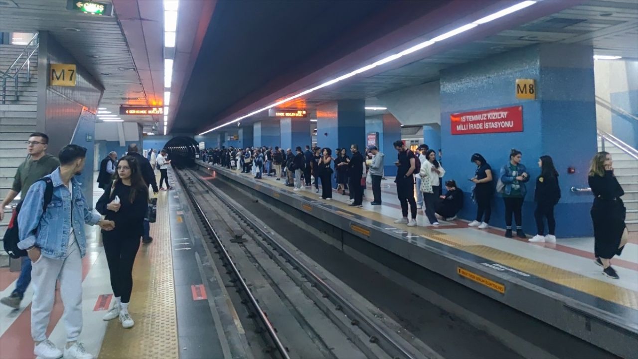 Ankara Metro Hattında Arıza: Seferler Geçici Olarak Durduruldu