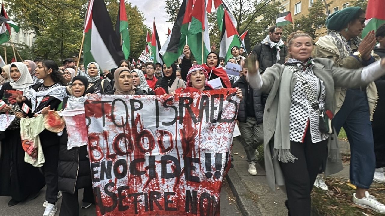 Almanya'da Gazze Protestoları ve Polis Şiddeti