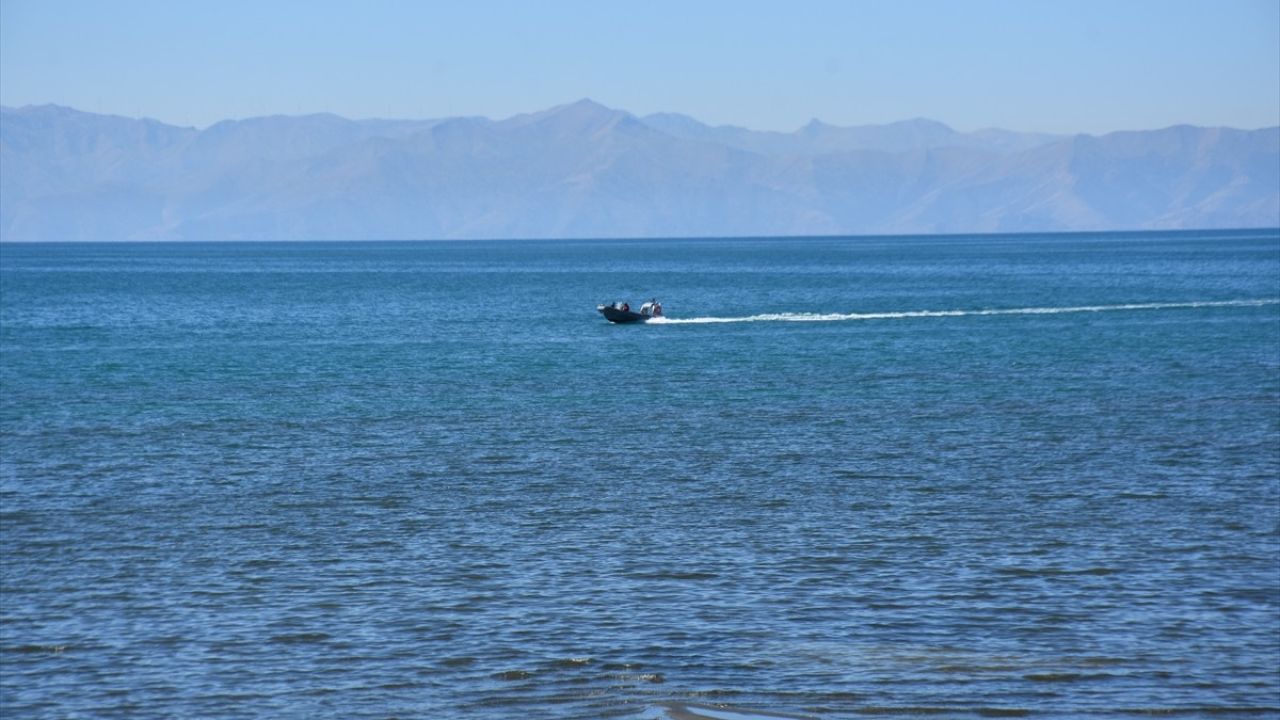 Van'da Kaybolan Üniversite Öğrencisi İçin Arama Çalışmaları Devam Ediyor