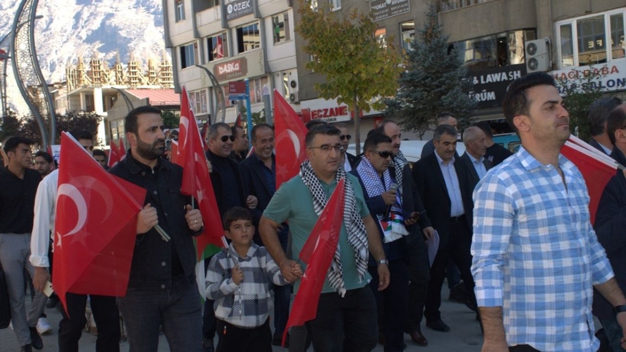 Hakkari'de Gazze'ye Destek Yürüyüşü Düzenlendi