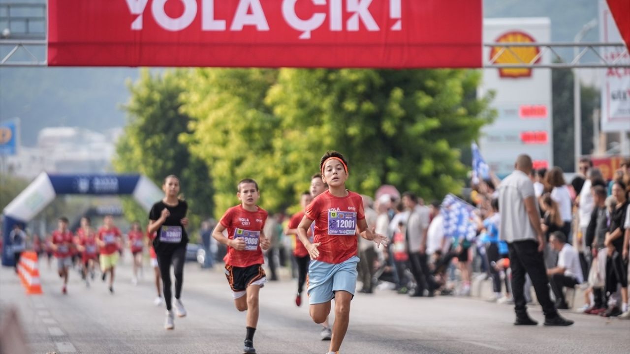 Bursa'da 11. Eker I Run Koşusu Coşkuyla Gerçekleşti