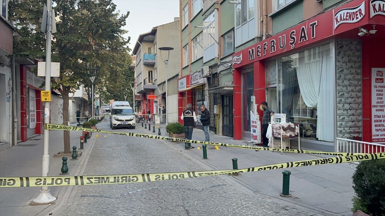 Eskişehir'de Pompalı Tüfekle Vurulan Kişi Yaralandı