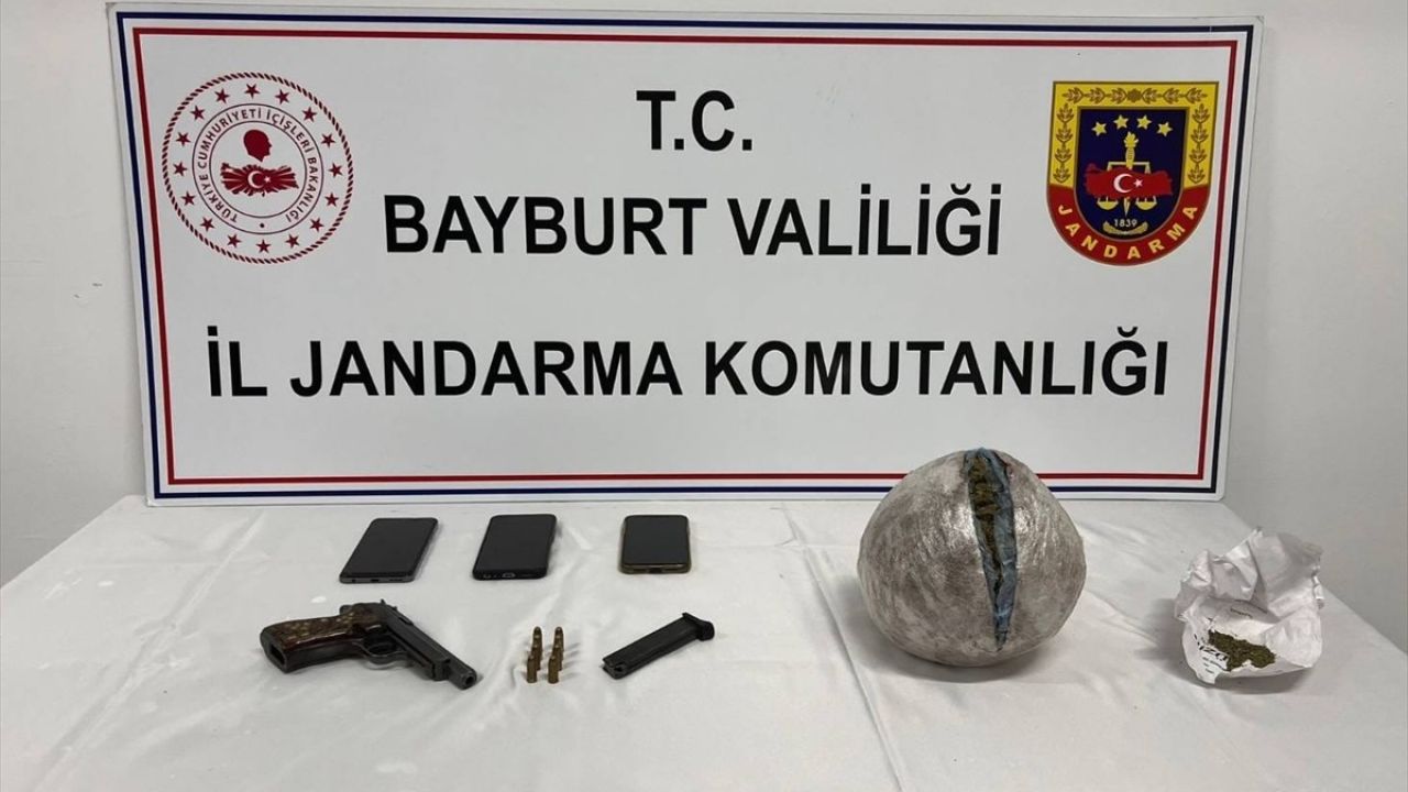 Bayburt'ta Uyuşturucu Operasyonu: 3 Tutuklama