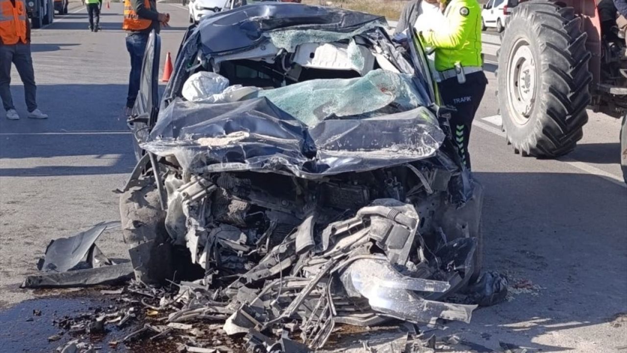 Şeker-İş Sendikası Kayseri Şube Başkanı Mustafa Kılıç Trafik Kazasında Hayatını Kaybetti