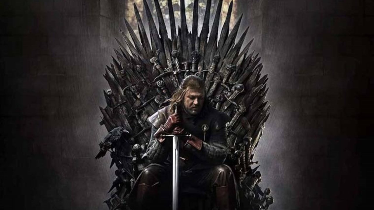 Game of Thrones Efsanesi: Demir Taht Müzayedede Rekor Fiyata Satıldı!