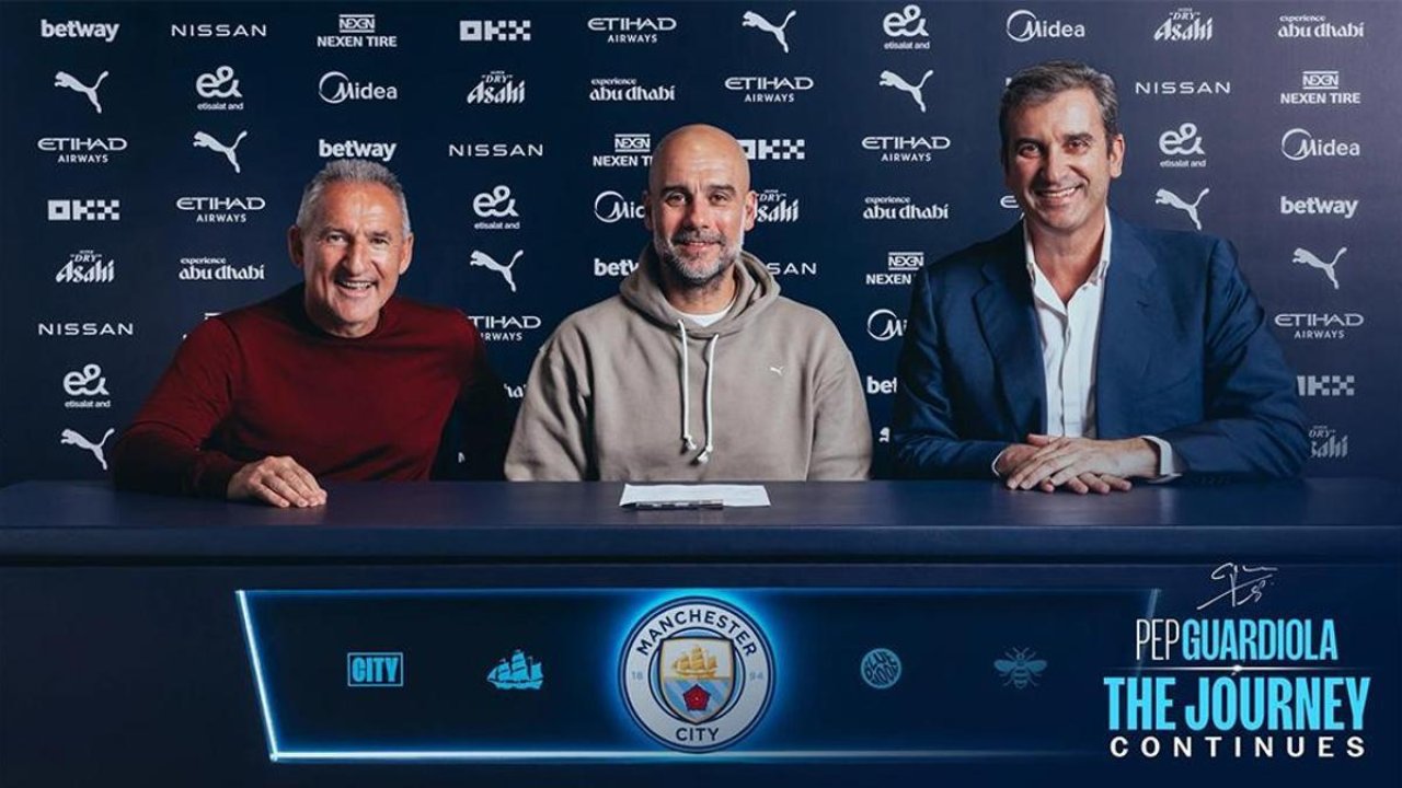 Pep Guardiola, Manchester City ile Sözleşmesini 2027'ye Kadar Uzattı!