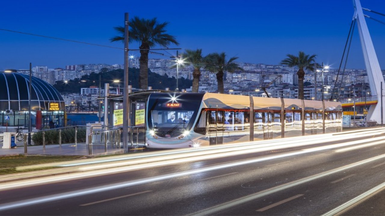 İzmir Tramvay Hatlarında Elektrik Arızası: Seferlerde Aksamalar