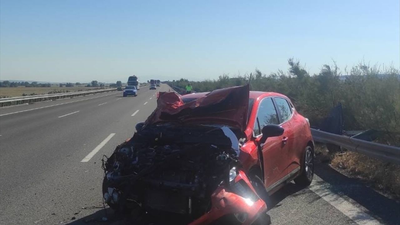 Bursa'da Trafik Kazası: 2 Çocuk ile 4 Yaralı