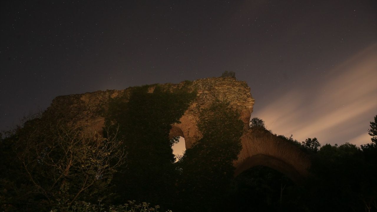 Kocaeli'de Perseid Meteor Yağmuru Antik Su Kemerinde Gözlemlendi