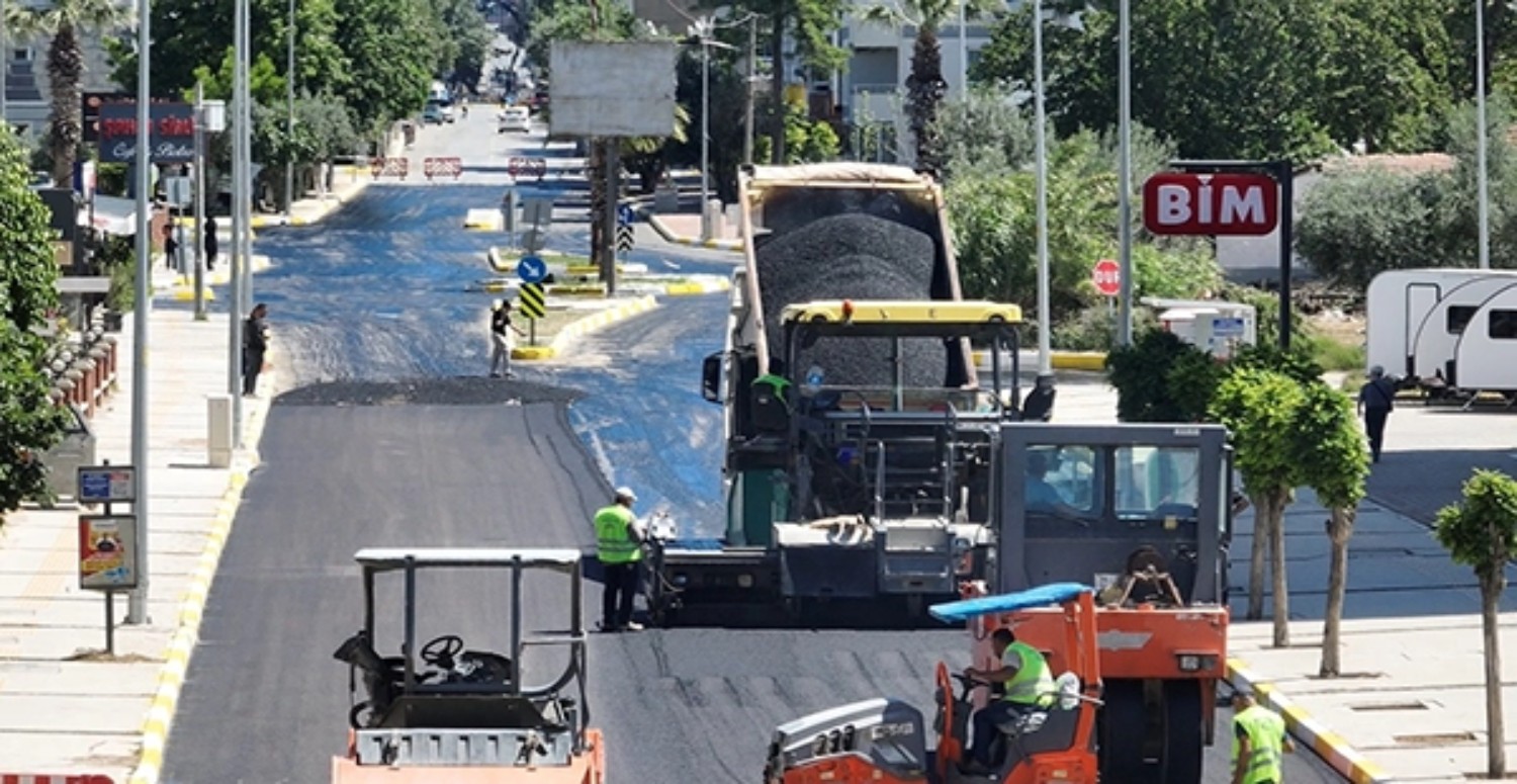 İZMİR BOZUK YOL ÇALIŞMASI