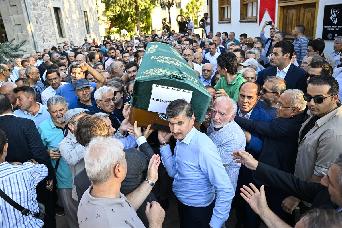 Ankara'da yaşamını yitiren Türkiye Yazarlar Birliği (TYB) Kurucu ve Şeref Başkanı Mehmet Doğan...