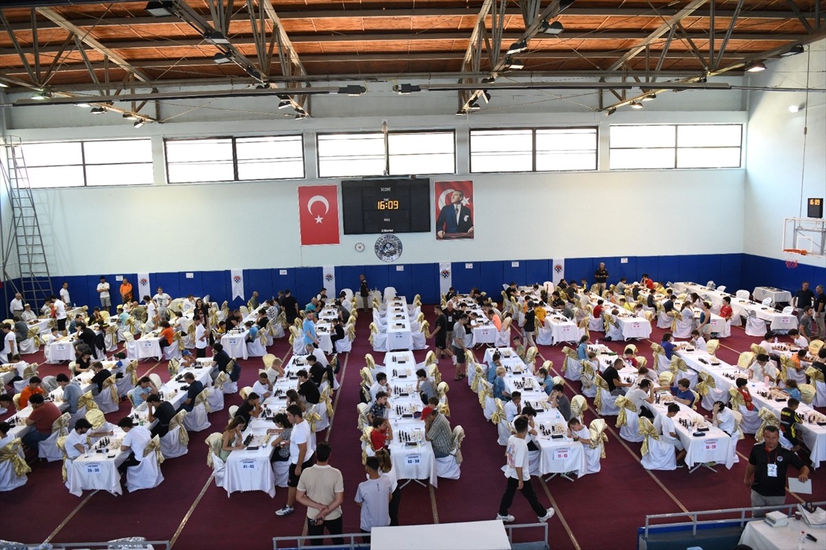  Edirne'nin Keşan ilçesinde 19. Uluslararası Açık Satranç Turnuvası başladı. Türkiye Satranç...