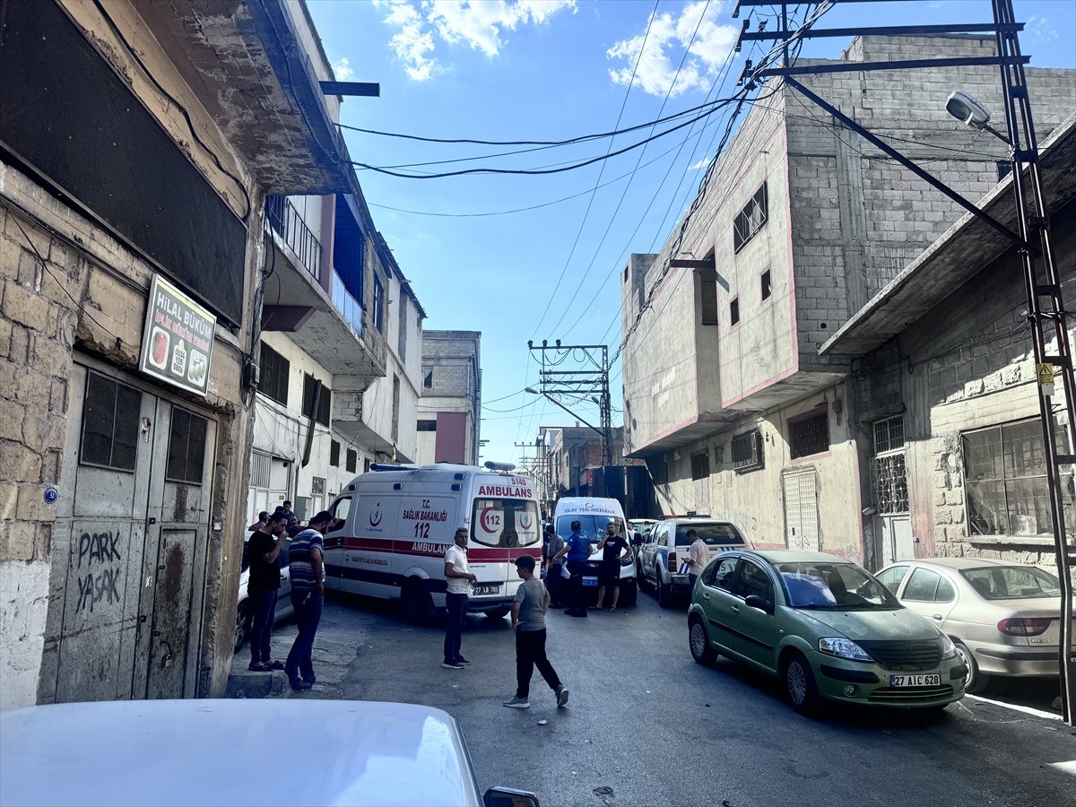 Gaziantep'in Şahinbey ilçesinde pres makinesine sıkışan bir işletmenin sahibi öldü. Polis ekipleri...