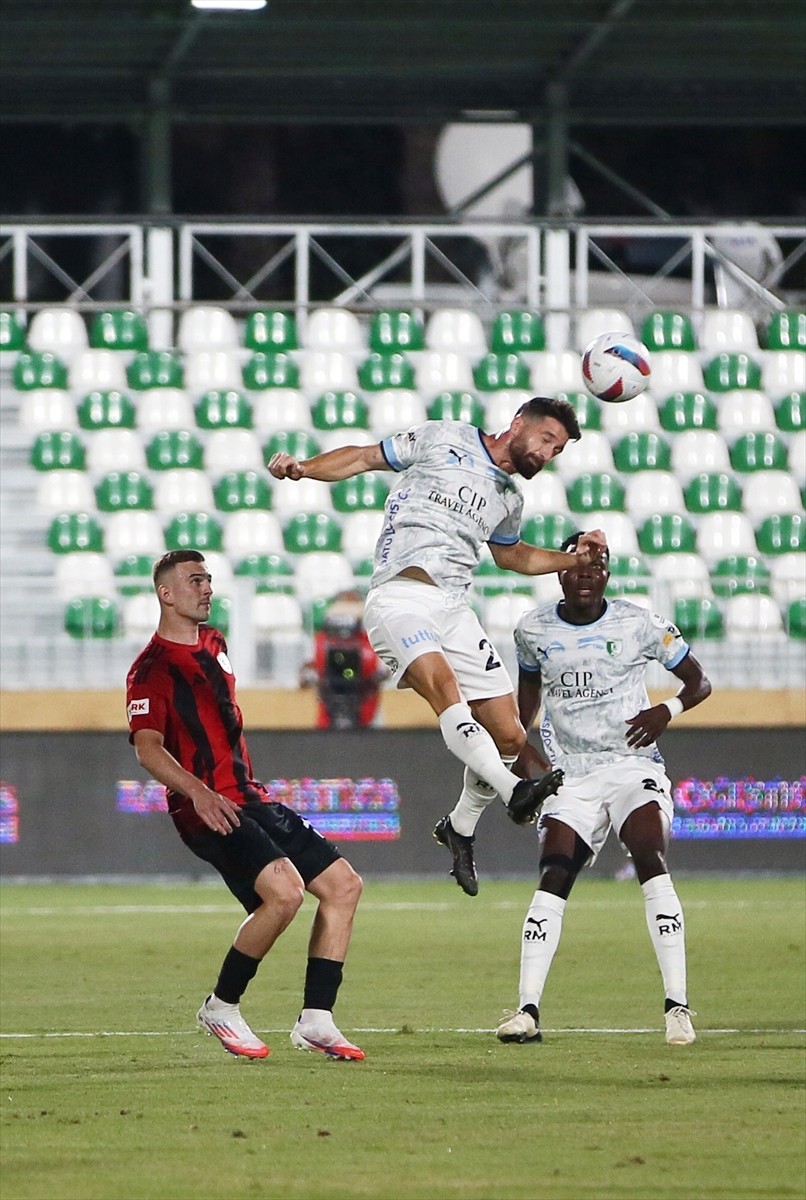 Trendyol Süper Lig'in ilk haftasında Sipay Bodrum FK ile Gaziantep FK takımları Bodrum İlçe...