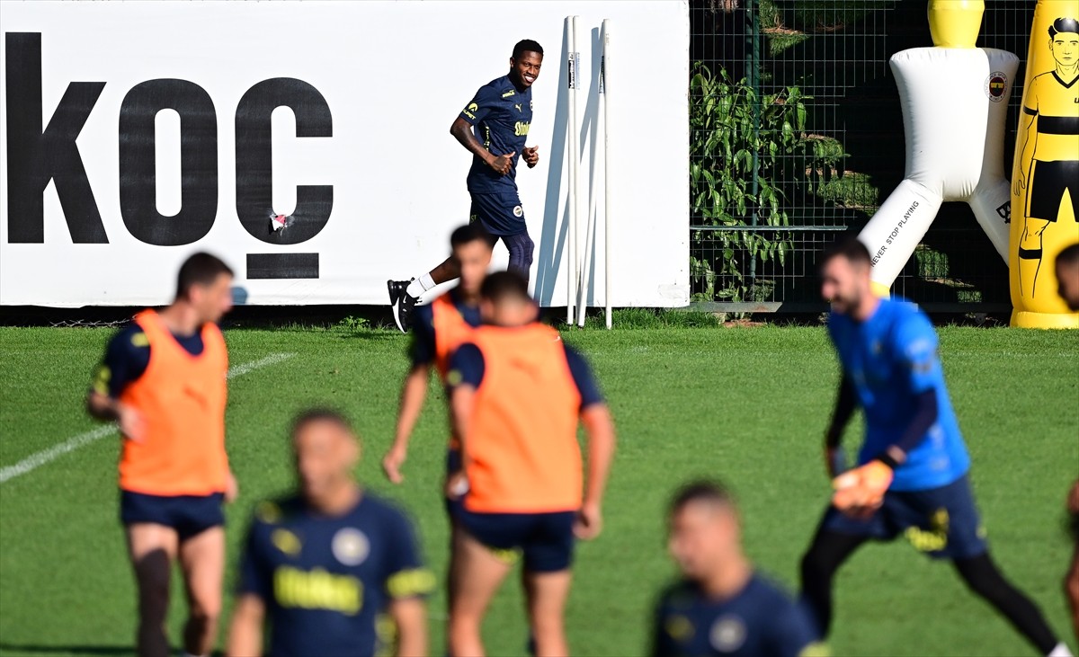 UEFA Şampiyonlar Ligi 3. eleme turu rövanşında yarın Fransa'nın Lille takımını konuk edecek...