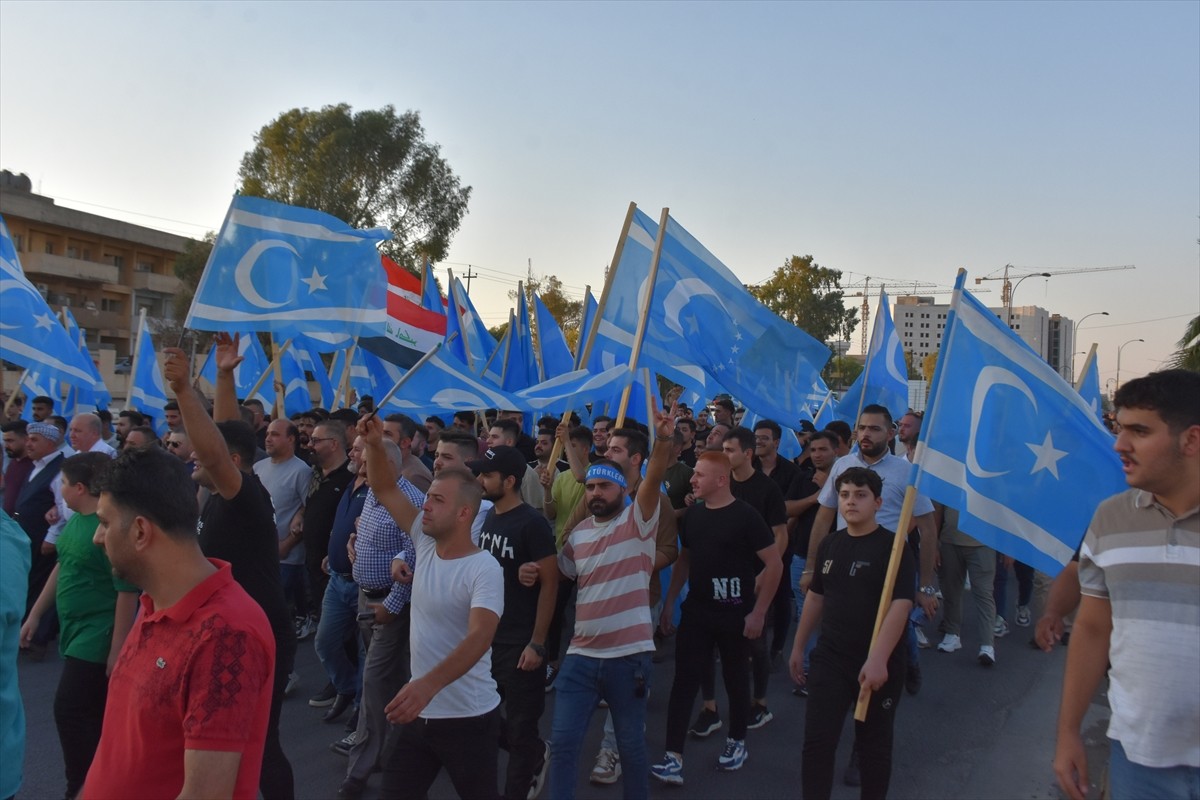 Irak'ın Kerkük kentinde Türkmenler, Irak Türkmen Cephesi'nin (ITC) çağrısı üzerine Kürdistan...