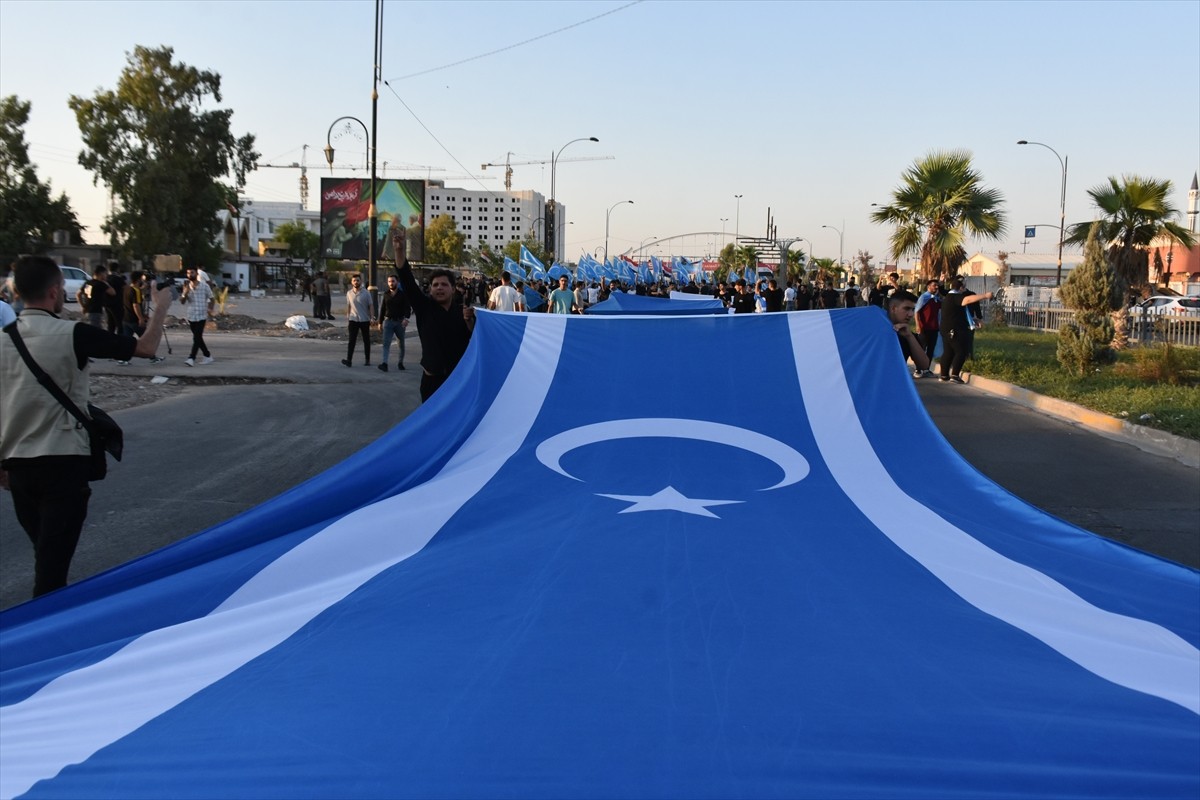 Irak'ın Kerkük kentinde Türkmenler, Irak Türkmen Cephesi'nin (ITC) çağrısı üzerine Kürdistan...