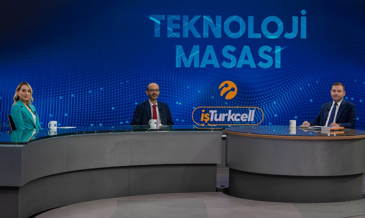 Turkcell'in katkılarıyla hazırlanan Anadolu Ajansı Teknoloji Masası'nın bu ayki toplantısı, AIPA...