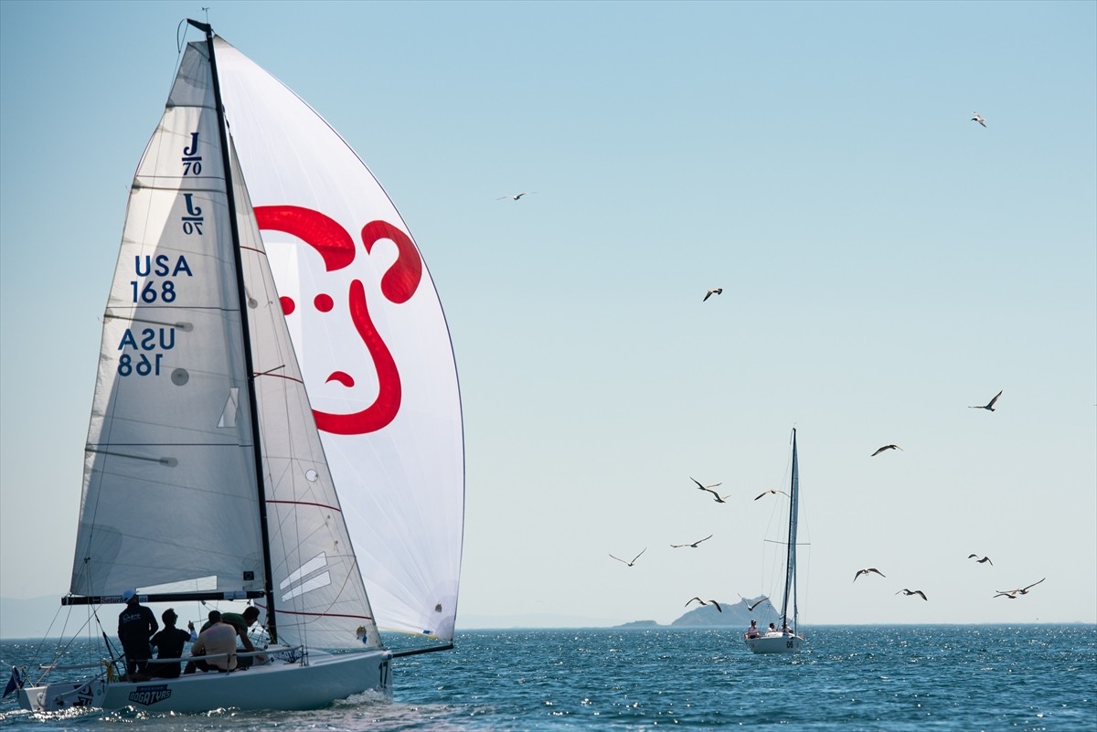 12. TAYK Slam-Eker Olympos Regatta Yelken Yarışları'nda J/70 Match Race sınıfı mücadelesi bugün...