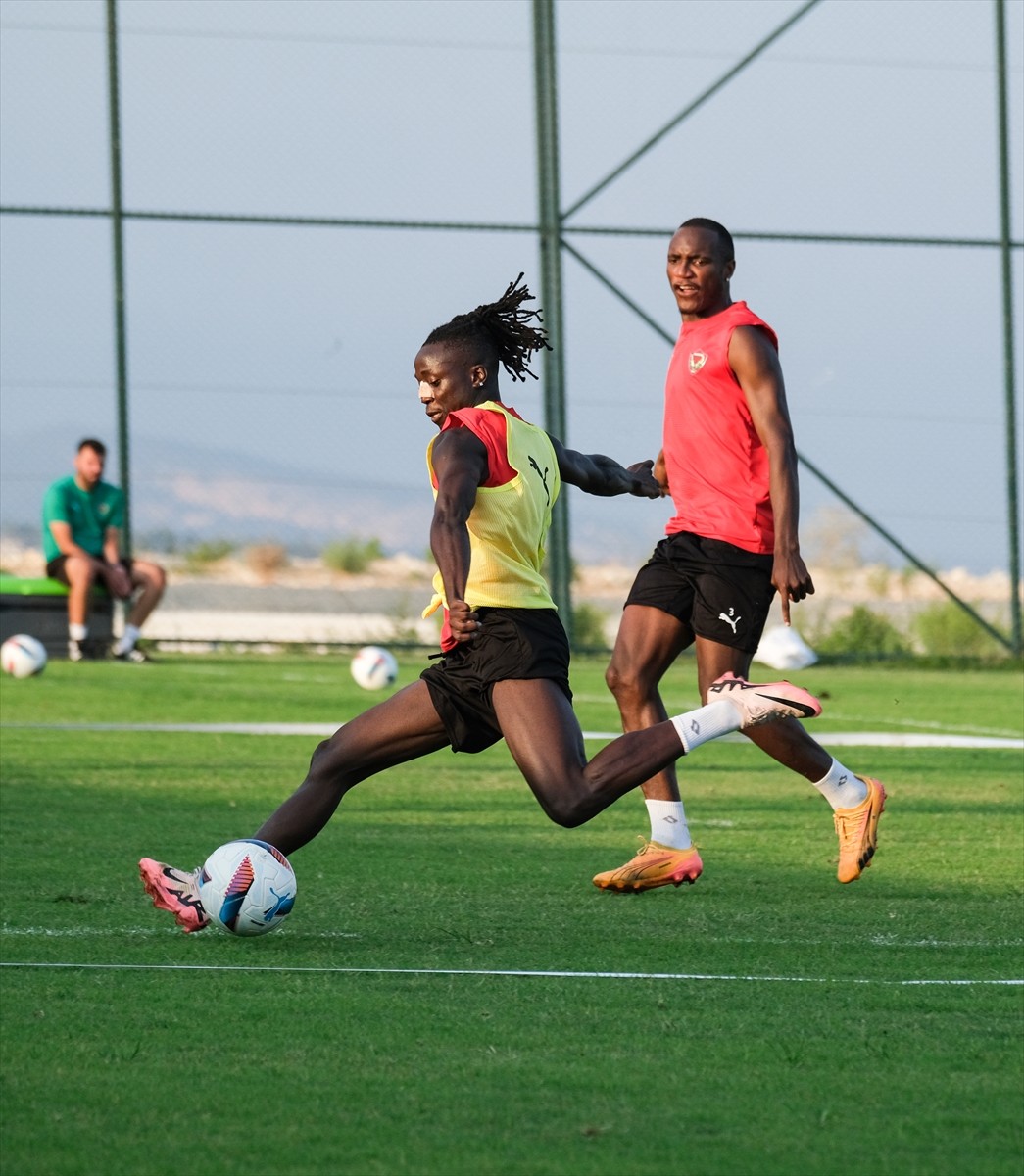 Atakaş Hatayspor, Trendyol Süper Lig'in ikinci haftasında sahasında konuk edeceği Kasımpaşa...