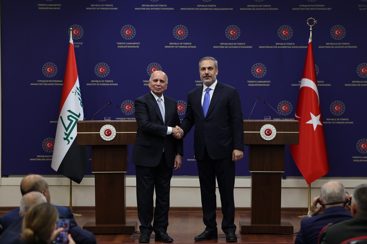 Dışişleri Bakanı Hakan Fidan, Irak Başbakan Yardımcısı ve Dışişleri Bakanı Fuad Hüseyin...