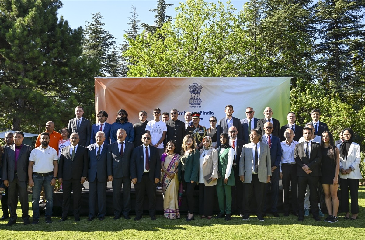 Hindistan'ın 78'inci "Bağımsızlık Günü", başkentte düzenlenen etkinlikle kutlandı. Hindistan'ın...