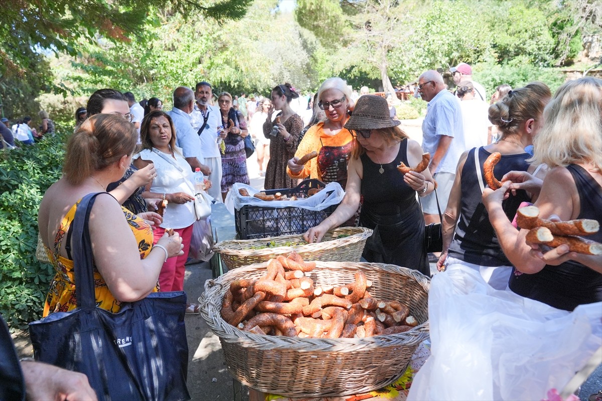 İzmir'in Selçuk ilçesinde bulunan, Hazreti İsa'nın annesi Meryem Ana'nın son yerleşim yeri olarak...