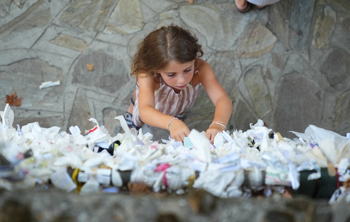 İzmir'in Selçuk ilçesinde bulunan, Hazreti İsa'nın annesi Meryem Ana'nın son yerleşim yeri olarak...