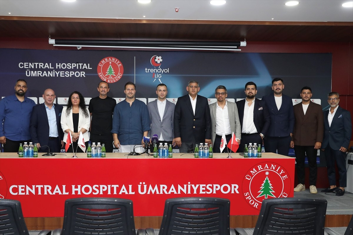 Trendyol 1. Lig ekiplerinden Central Hospital Ümraniyespor'un sponsorluk anlaşmalarıyla ilgili...