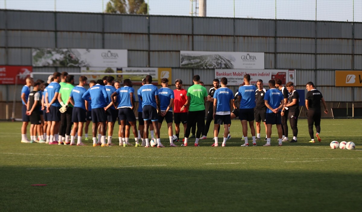 Trendyol Süper Lig'in 2. haftasında, deplasmanda Adana Demirspor ile karşılaşacak Çaykur...