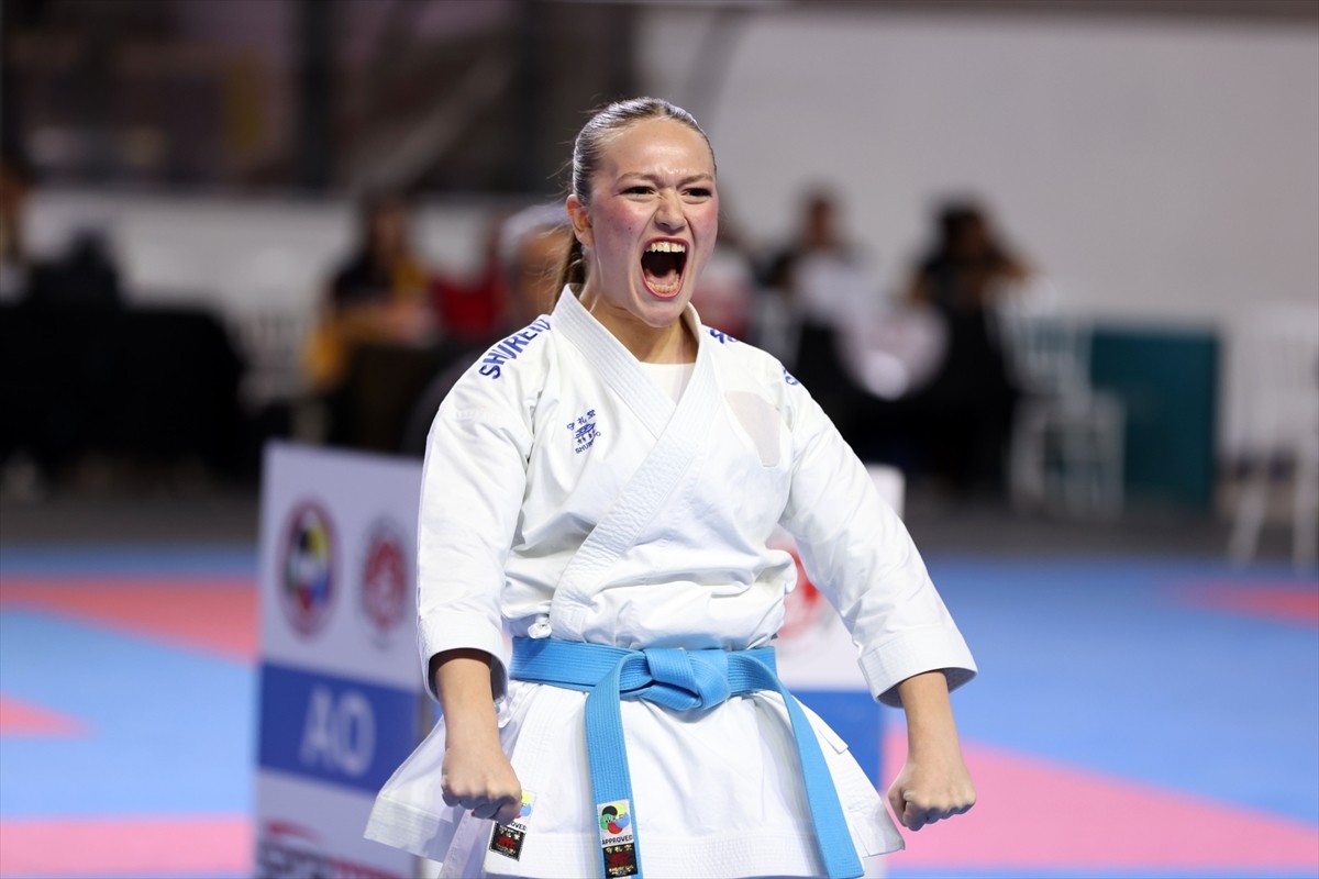 Türkiye Ümit, Genç, 21 Yaş Altı Karate Şampiyonası ve milli takım seçmeleri Sivas'ta başladı....