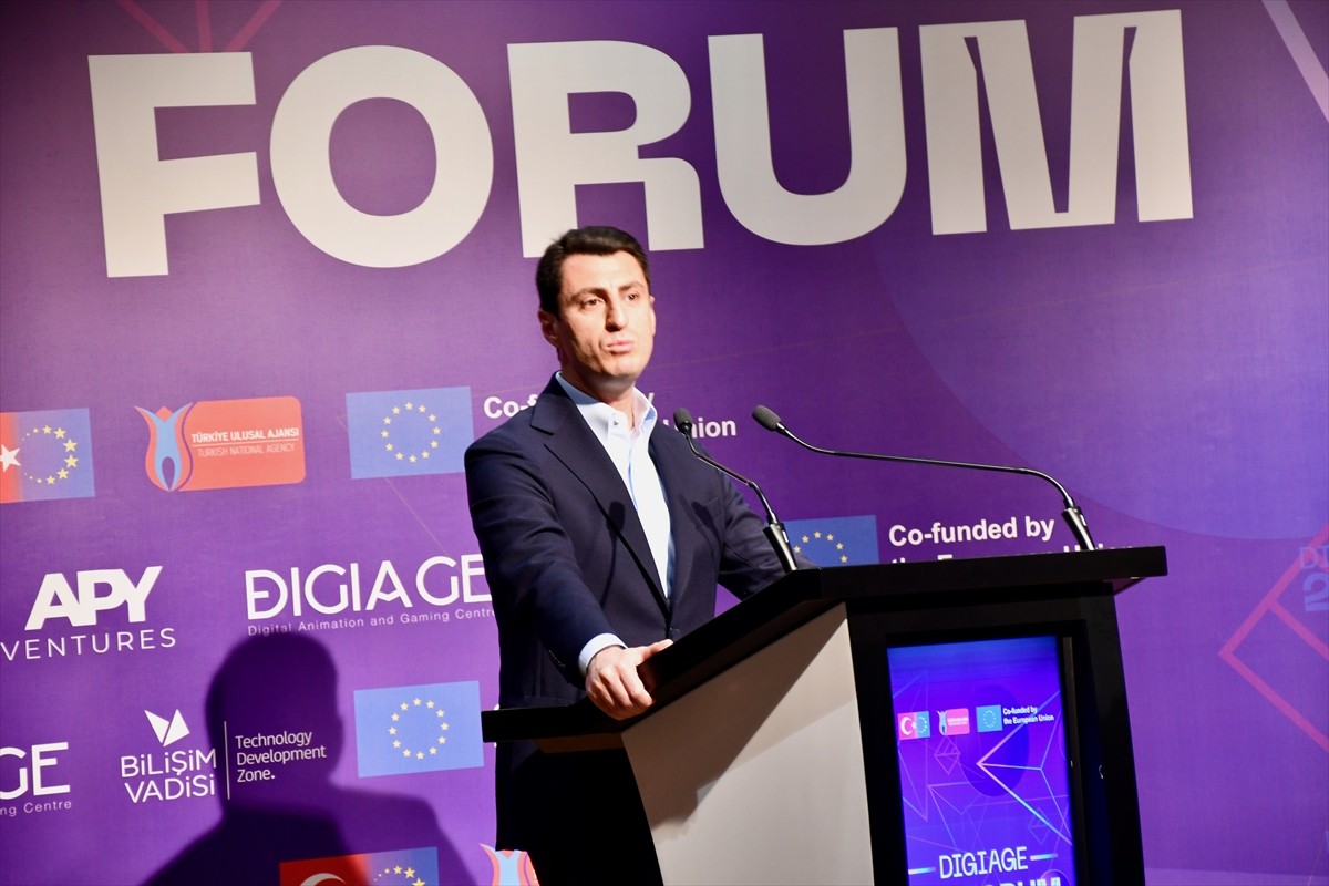 Oyun sektörüne yön verecek yeni programların tanıtıldığı DIGIAGE 2.0 Forum, Bilişim Vadisi'nde...