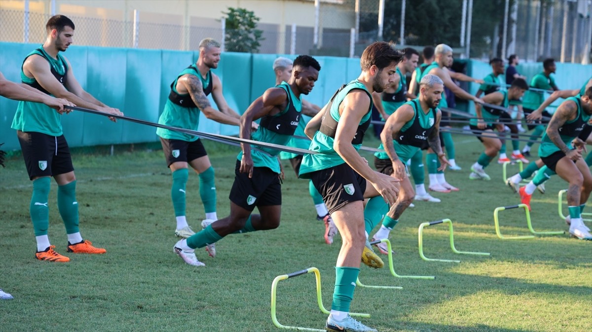 Trendyol Süper Lig'in ilk maçında evinde Gaziantep FK'ye 1-0 mağlup olan Sipay Bodrum FK, ligin 2....