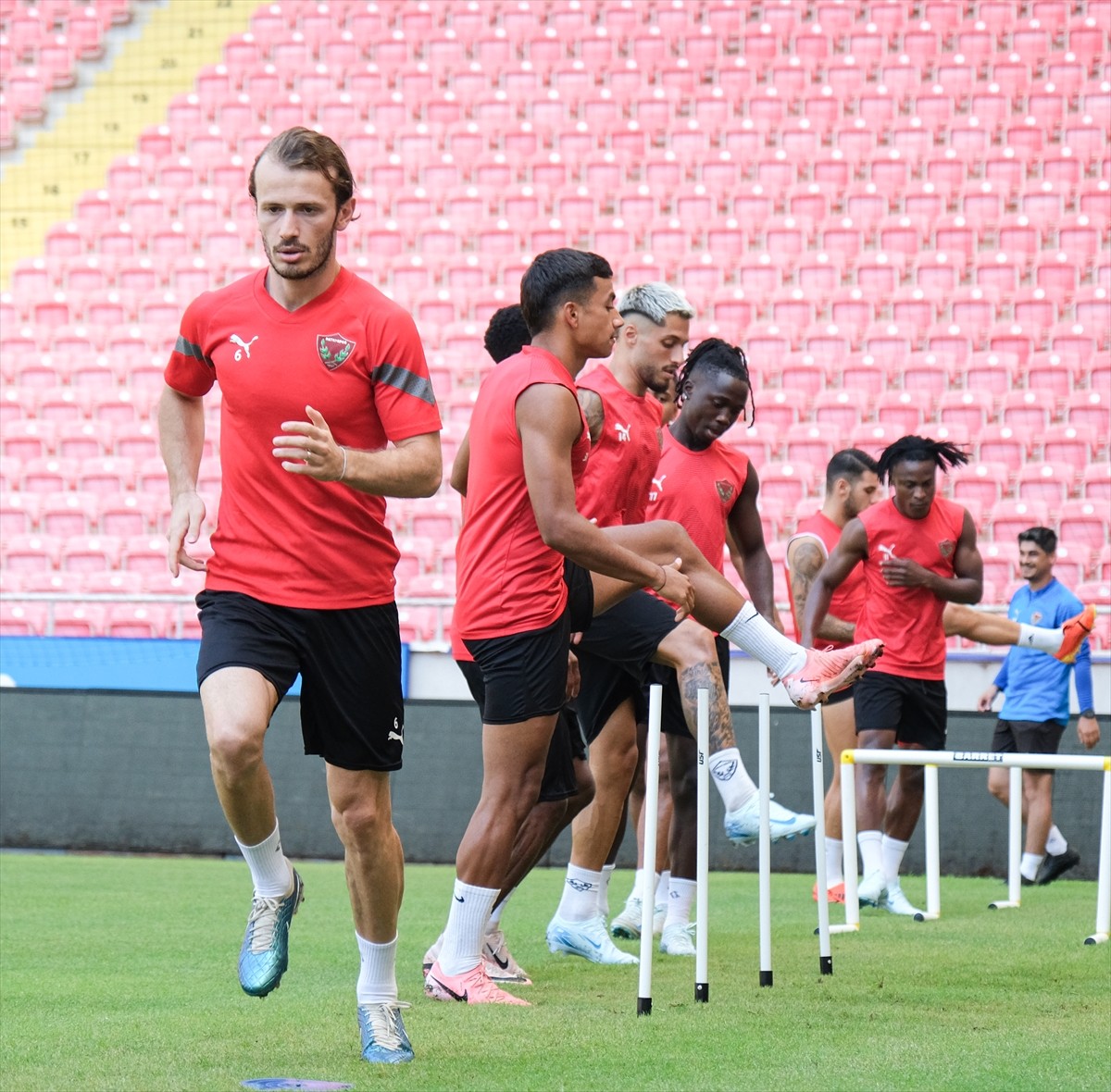 Atakaş Hatayspor, Trendyol Süper Lig'in 2. haftasında sahasında Kasımpaşa ile yapacağı maçın...