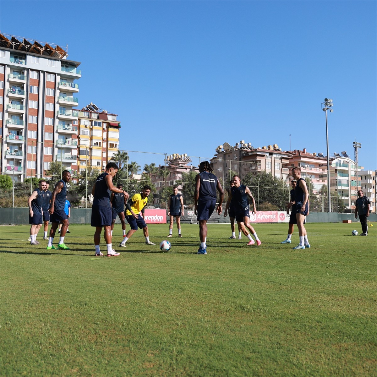 Corendon Alanyaspor, Trendyol Süper Lig'in 2. haftasında yarın deplasmanda RAMS Başakşehir ile...