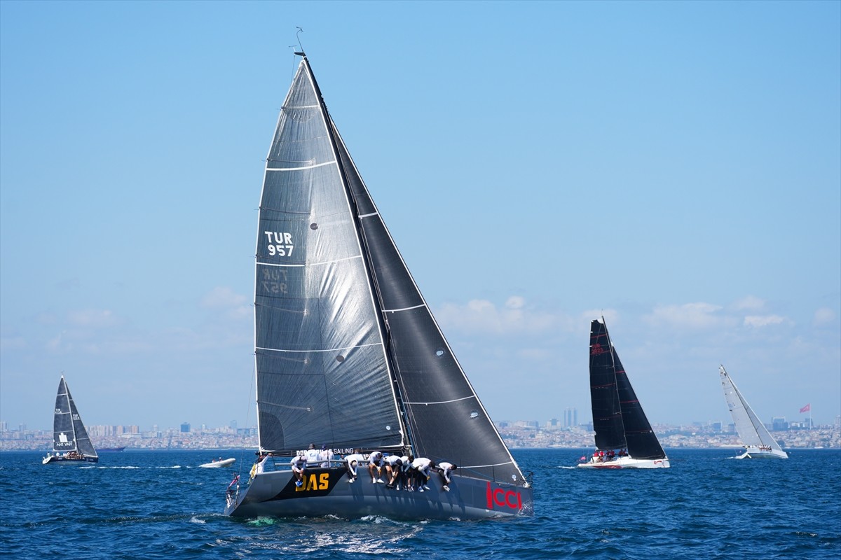 12. Türkiye Açıkdeniz Yarış Spor Kulübü (TAYK) Slam-Eker Olympos Regatta Yelken Festivali, yat...