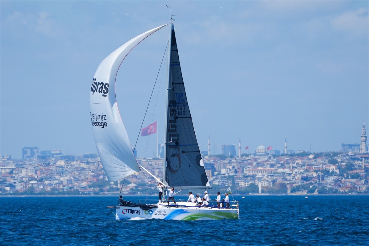 12. Türkiye Açıkdeniz Yarış Spor Kulübü (TAYK) Slam-Eker Olympos Regatta Yelken Festivali, yat...