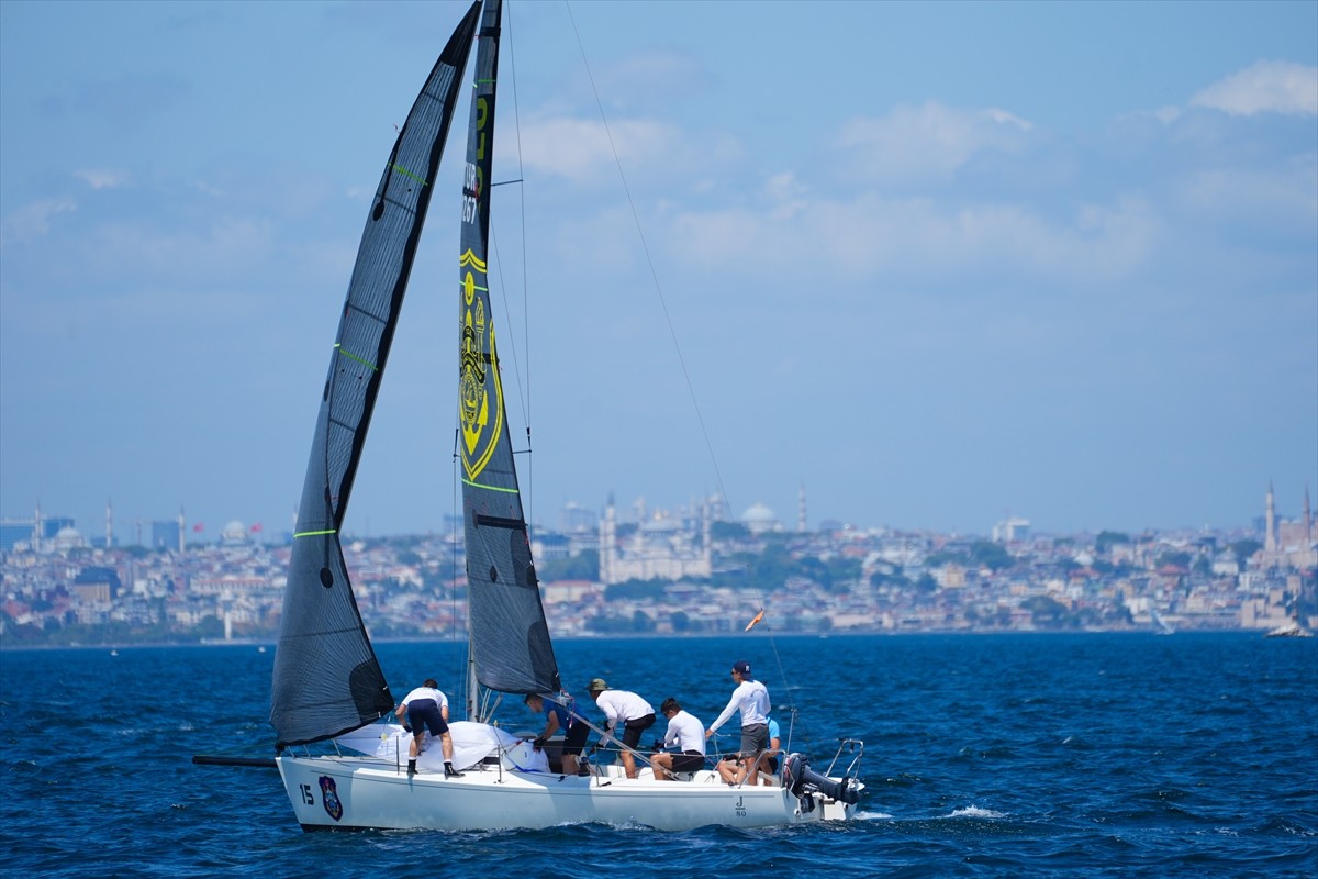 12. Türkiye Açıkdeniz Yarış Spor Kulübü (TAYK) Slam-Eker Olympos Regatta Yelken Festivali, yat...