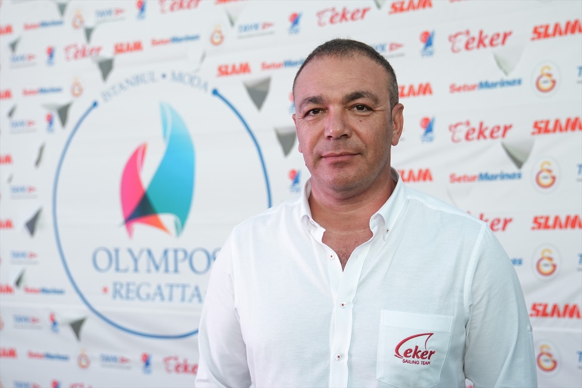 12. Türkiye Açıkdeniz Yarış Spor Kulübü (TAYK) Slam-Eker Olympos Regatta Yelken Festivali'nin ödül...