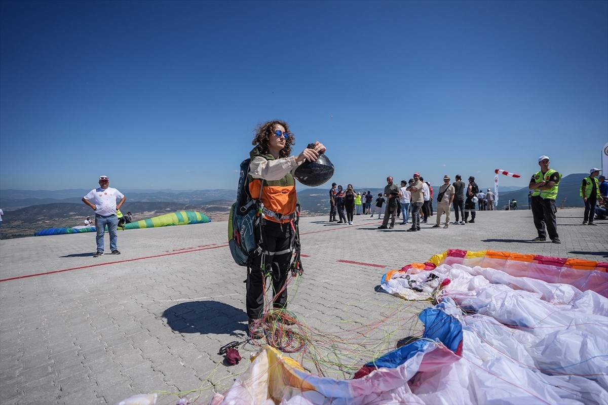 Artvin Vali Yardımcısı Dilara Şenoğlu, Bilecik Valiliği koordinasyonunda düzenlenen "Take Off...