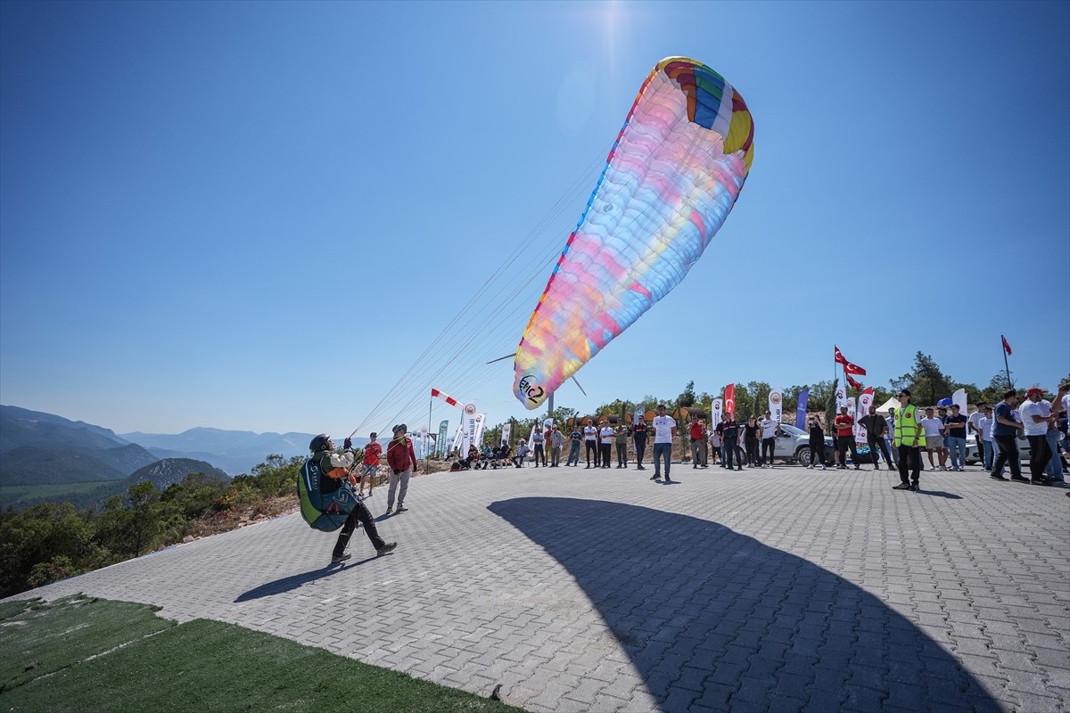 Artvin Vali Yardımcısı Dilara Şenoğlu, Bilecik Valiliği koordinasyonunda düzenlenen "Take Off...