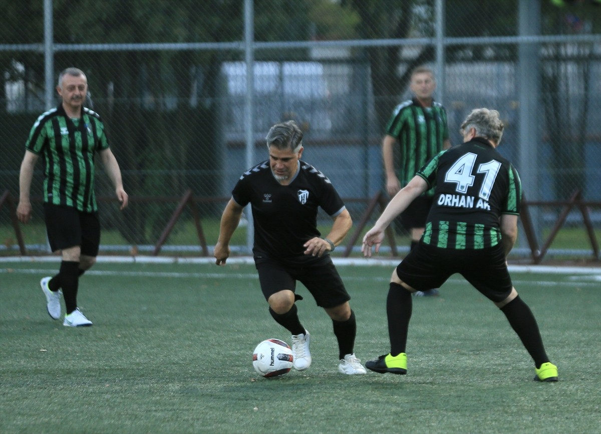 Kocaelispor, 17 Ağustos 1999 Marmara Depremi'nin 25. yılında anma etkinliği düzenledi. Programa...