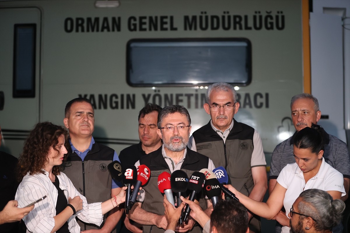 Tarım ve Orman Bakanı İbrahim Yumaklı, Muğla'da, Yatağan'ın Yava Mahallesi ile Ula ilçesinin...