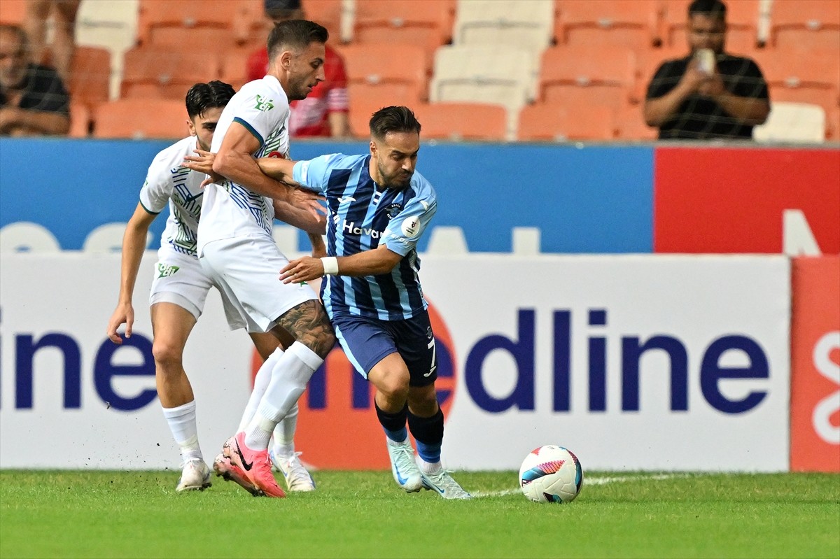 Trendyol Süper Lig'in 2. haftasında Adana Demirspor ile Çaykur Rizespor, Yeni Adana Stadyumu’nda...