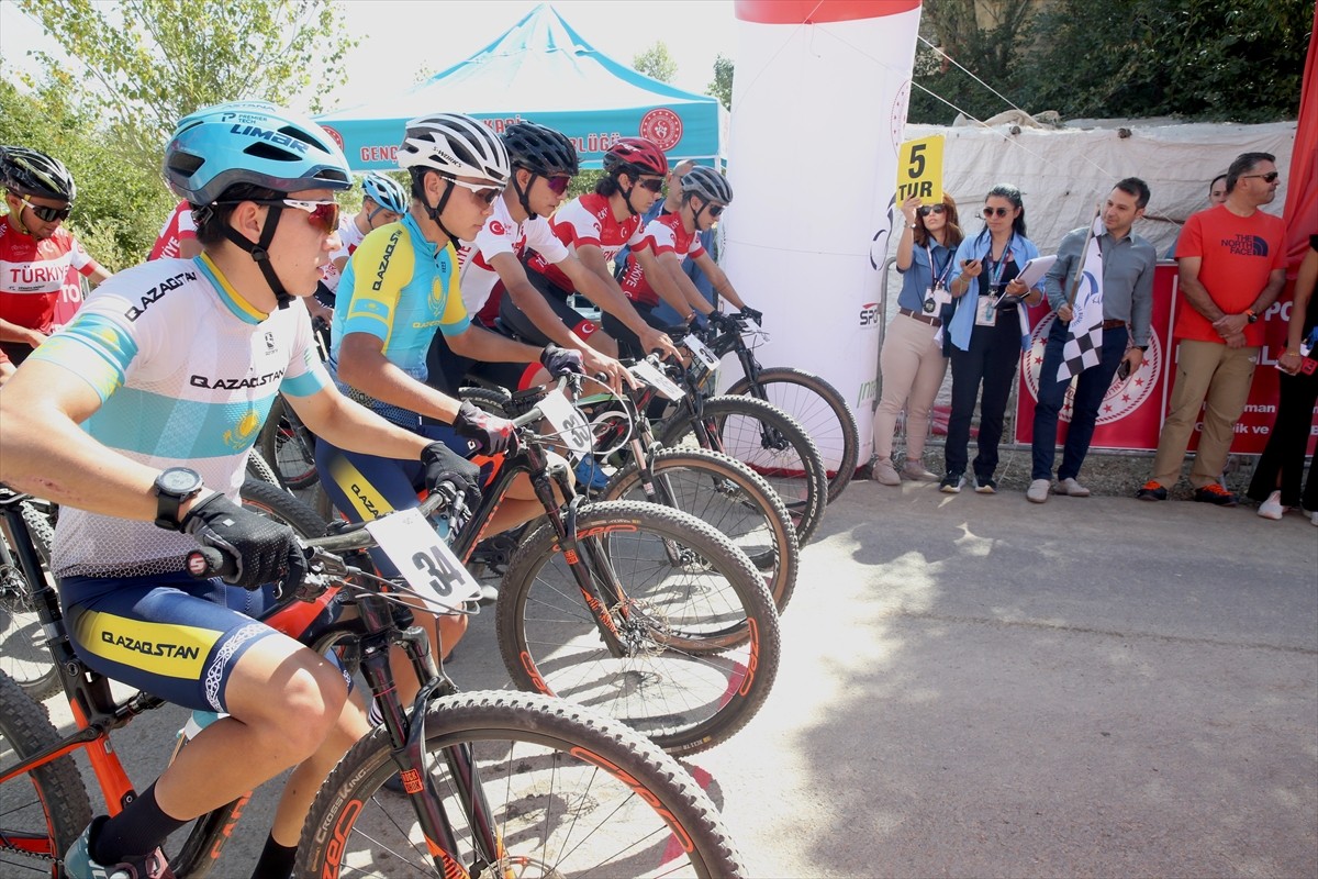 Türkiye Bisiklet Federasyonun faaliyetleri kapsamında organize edilen uluslararası "MTB Cup XCO...