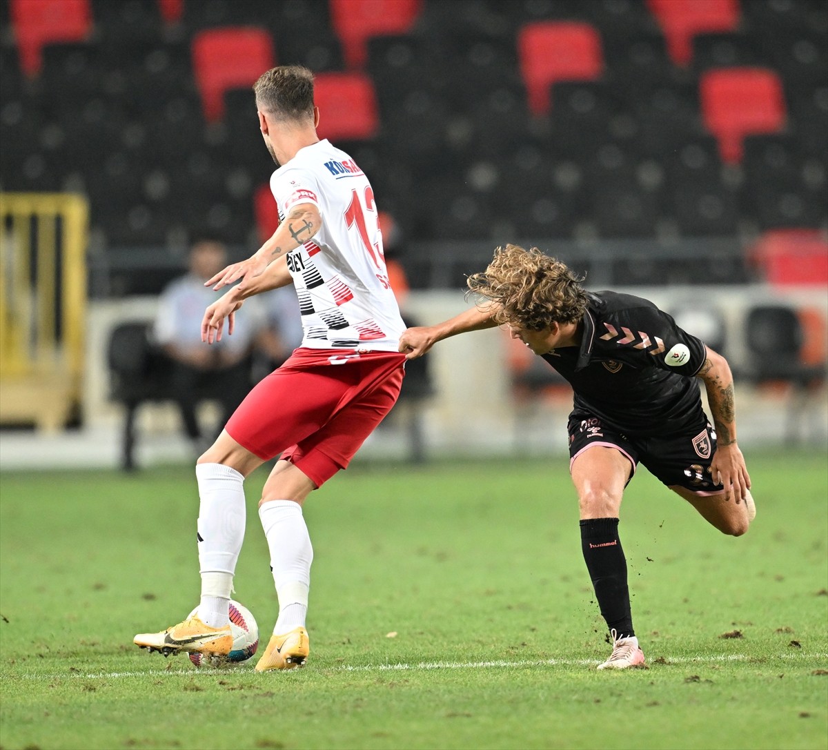 Trendyol Süper Lig’in 2. haftasında Gaziantep FK ile Samsunspor, Gaziantep Büyükşehir Stadı’nda...