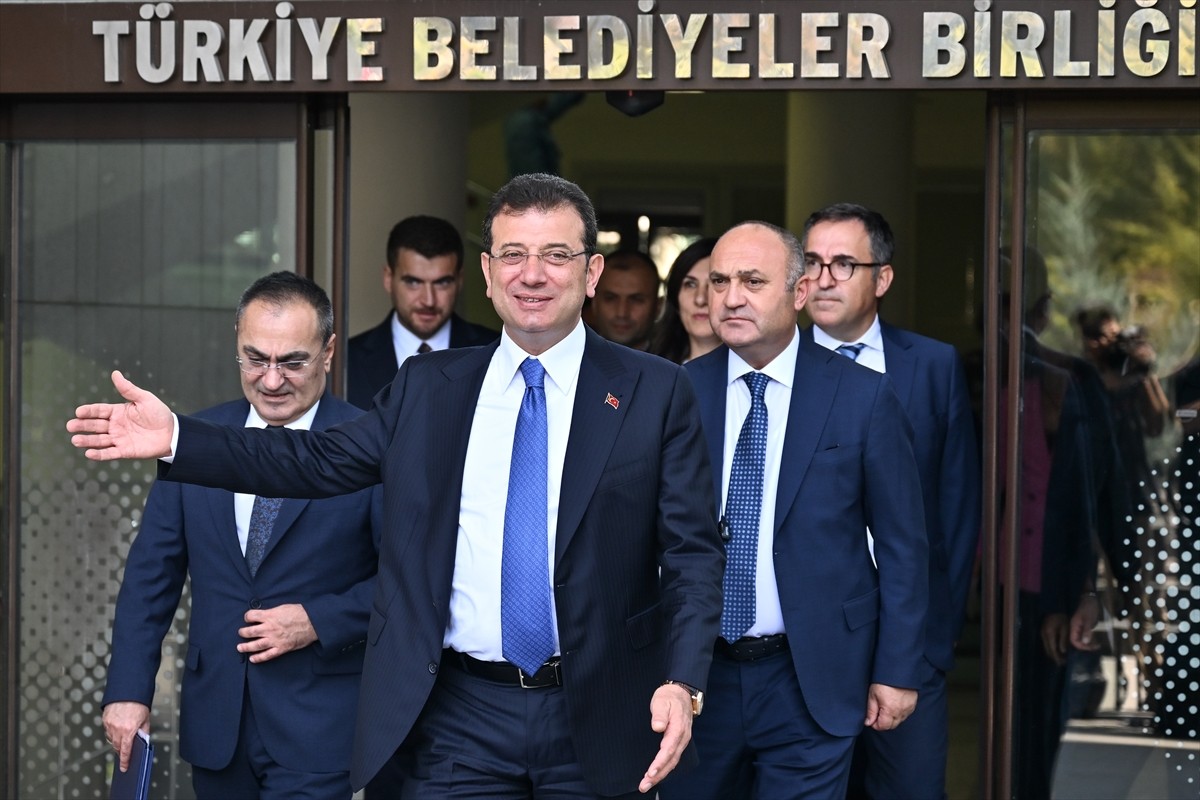 Türkiye Belediyeler Birliği (TBB) ve İstanbul Büyükşehir Belediye (İBB) Başkanı Ekrem İmamoğlu...