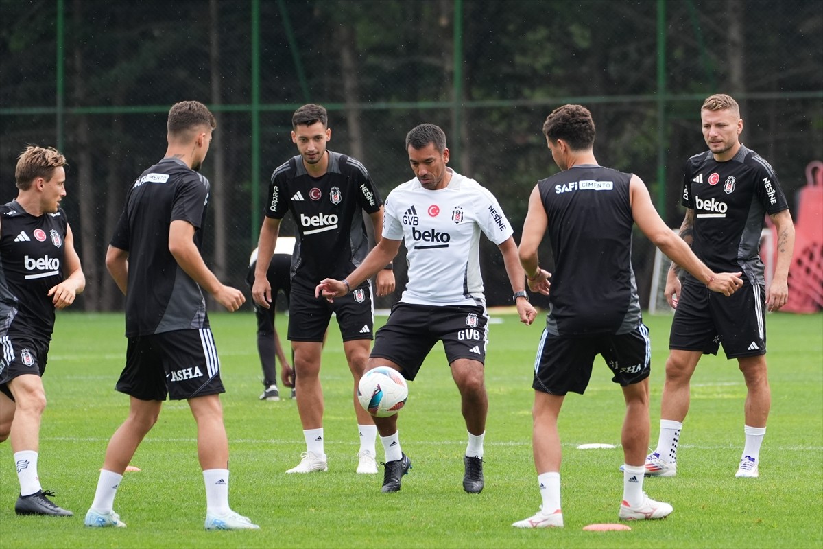 Beşiktaş, UEFA Avrupa Ligi play-off turunda yarın deplasmanda İsviçre'nin Lugano ekibiyle yapacağı...